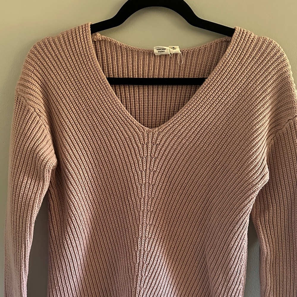 tentree Women's V-Neck Sweater - Soft Pink - Picture 3 of 6